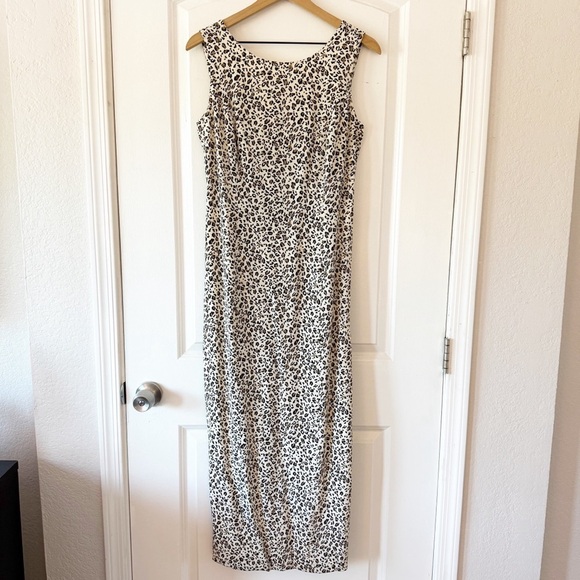 MAGGY LONDON Silk Animal Print Back Cut Out Maxi Dress - Picture 2 of 9